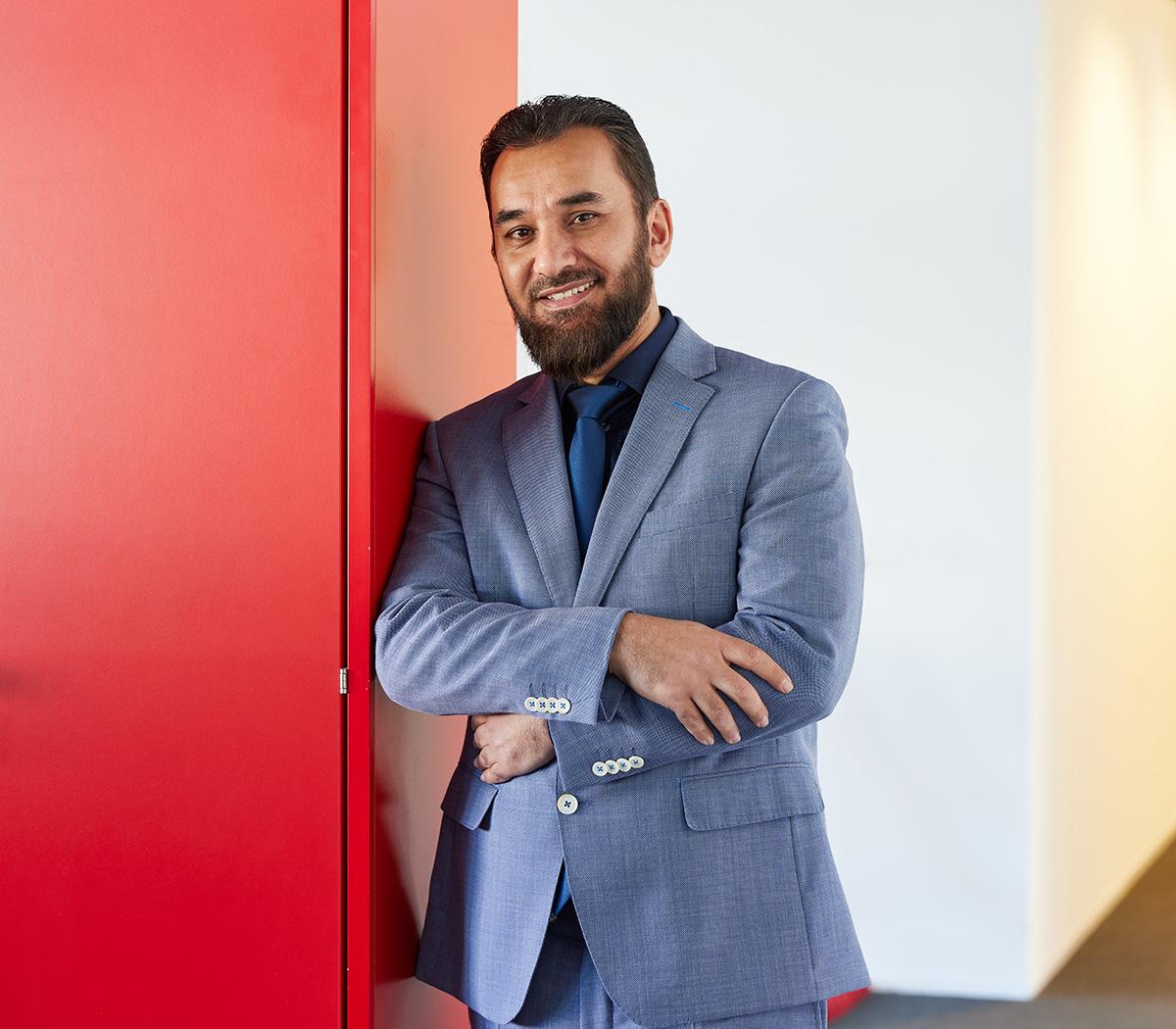  Yasin Chalabi  